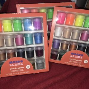 Mondo Llama Acrylic Paint Set - 24 Vibrant Colors